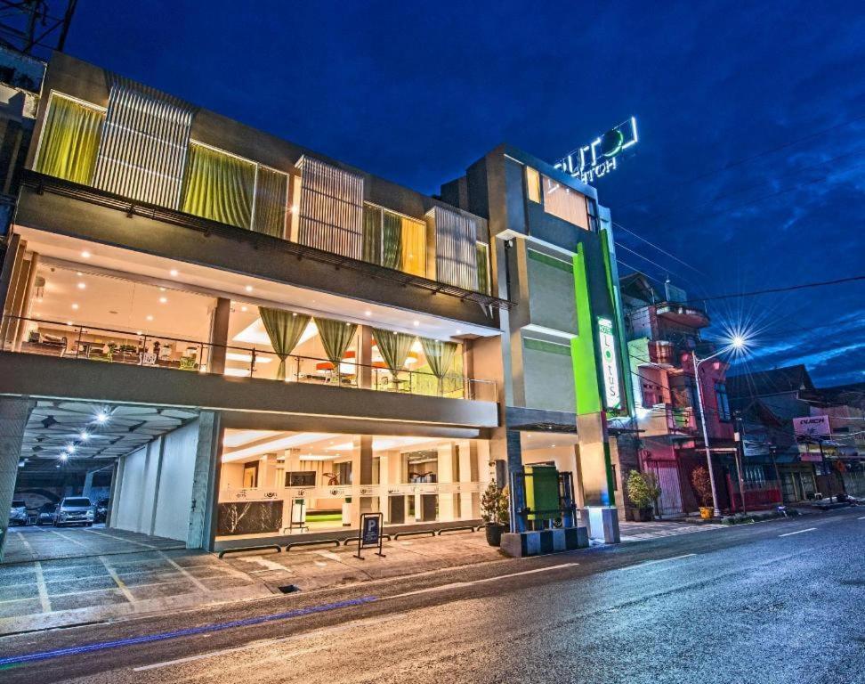 Hotel Lotus 2*